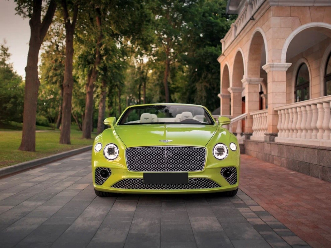 Есть повод подарить Bentley! - изображение 2-18 на Bentleymoscow.ru!