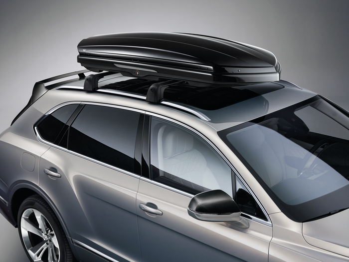Аксессуары для Вашего Bentley - изображение Silver_Roof_Rails_Top_Box на Bentleymoscow.ru!